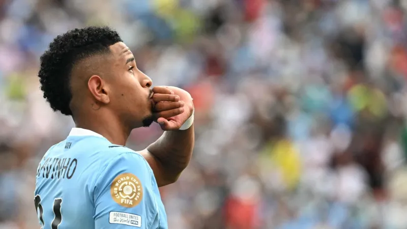  توتنهام يبدأ مفاوضات لضم جناح مانشستر سيتي سافينهو (فيديو)