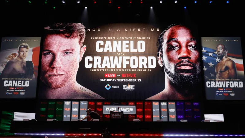 نزال القرن.. هل ينجح كروفورد في تجاوز قوة كانيلو؟