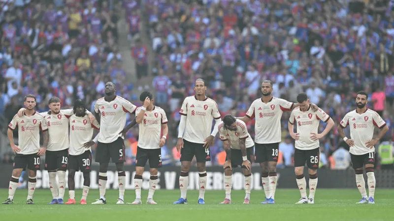 ليفربول يستهل الدوري الإنجليزي بمواجهة بورنموث بتشكيلة متوازنة