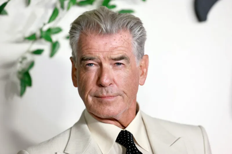 هل يعود بيرس بروسنان إلى شخصية بوند من جديد؟