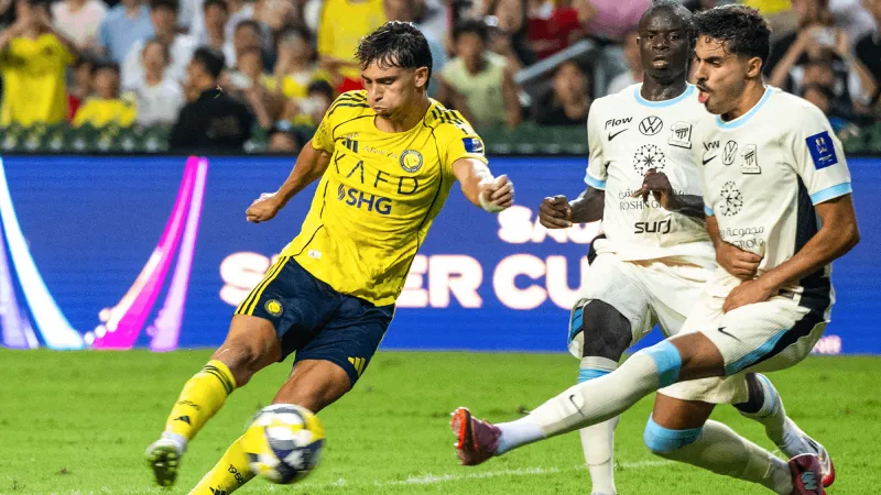 كومان وفيليكس يعززان الخط الأمامي للنصر ضد التعاون.. التشكيل المتوقع للمواجهة