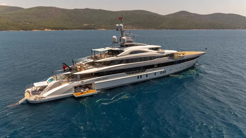 Bilgin تكشف عن يخت Al Reem الفاخر (فيديو)