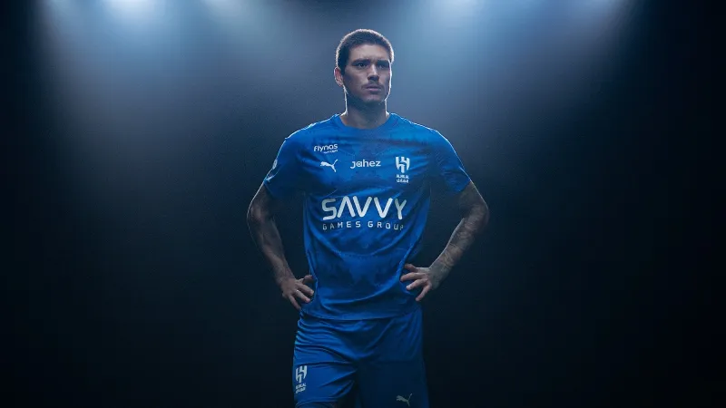 من الغشيان إلى نونيز.. تاريخ القميص رقم  7 في الهلال (فيديو)