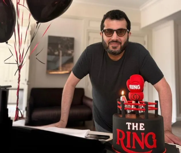 تركي آل الشيخ يتلقّى تهاني النجوم في عيد ميلاده الـ44 (فيديو)