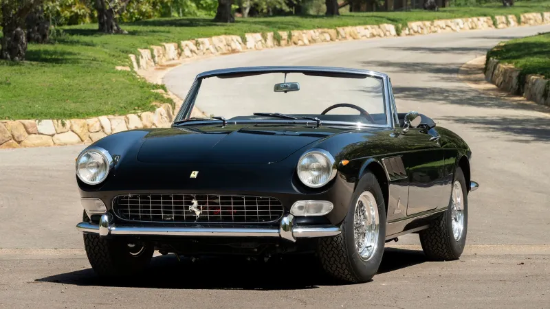 فيراري 275 GTS موديل 1965 تُطرح  في مزاد بسعر قياسي.. هل تستحق هذا الرقم؟