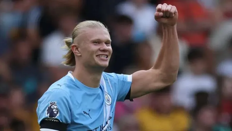 هالاند يحقق أرقامًا قياسية تاريخية في مواجهة ولفرهامبتون