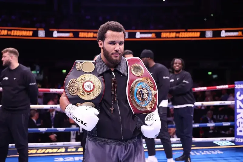 أفضل انتصارات موسيس إيتاوما وديريك وايت قبل المواجهة المرتقبة في الرياض