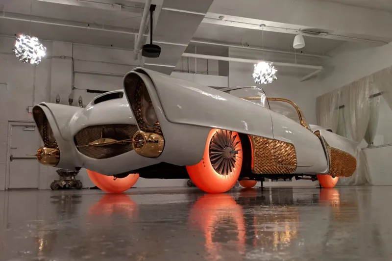 السيارة الأسطورية Golden Sahara II تعرض للبيع بمزاد تاريخي (فيديو)