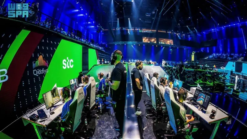 الرياضات الإلكترونية تجمع أليشا ليمان بنجوم EA Sports FC