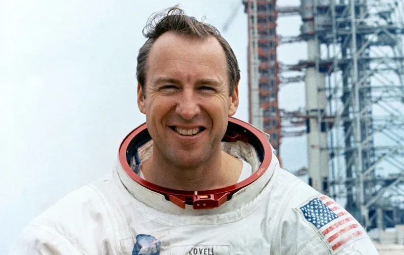 وداع مؤثر لعالم الفضاء الأمريكي.. رحيل الأسطورة جيمس لوفيل عن عمر 97 عامًا