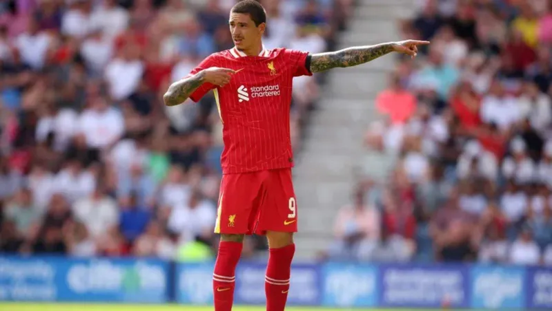 سباق شرس على داروين نونيز.. الهلال يصطدم بطموحات ميلان في ميركاتو 