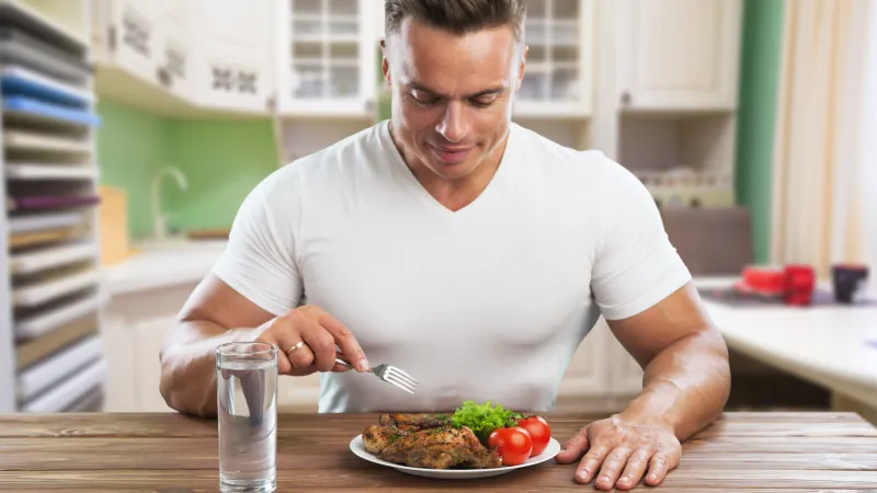 نظام غذائي متكامل للرجل: عزّز هرمون التستوستيرون بطريقة صحية وطبيعية