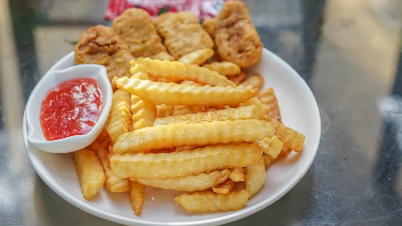 هل البطاطا المقلية ضارة؟ دراسة تربط استهلاكها بالإصابة بمرض السكري