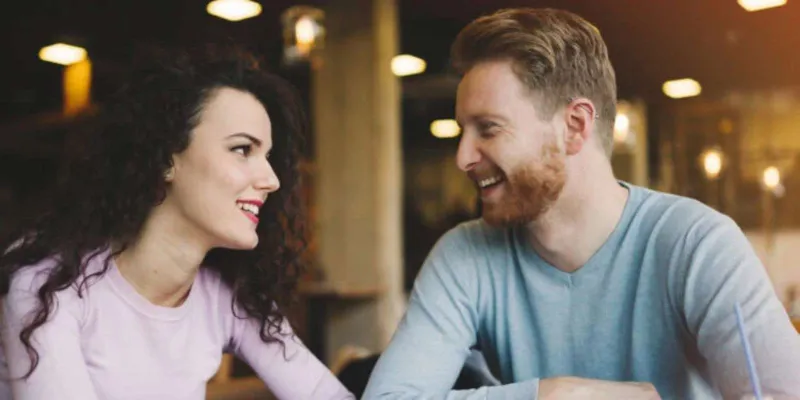 دراسة جديدة تعيد رسم معايير الاختيار العاطفي بين الرجل والمرأة 