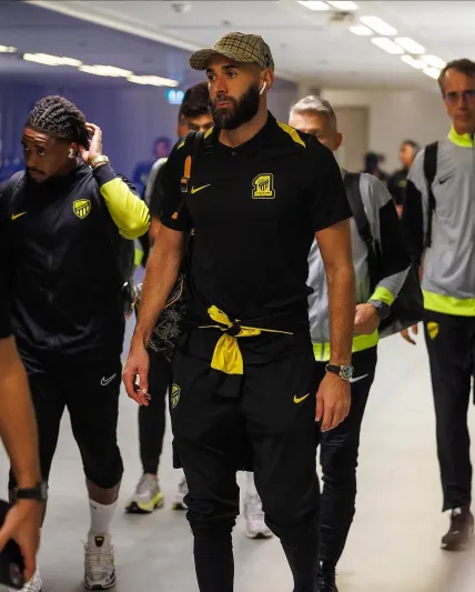 رولكس تطرح Daytona "تيفاني" بالذهب الأصفر في ظهور لافت مع بنزيما