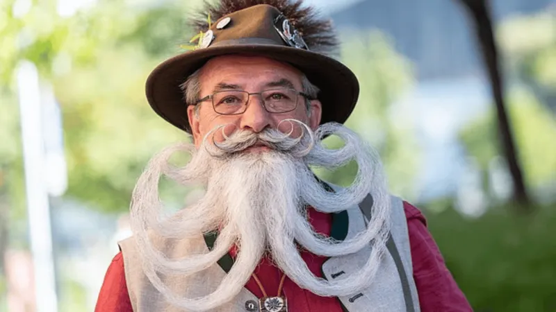 الشوارب واللحى تعود للإبداع: بطولة أوروبا في النمسا تقدم تصاميم خارقة