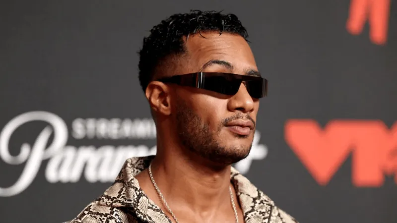 محمد رمضان يتوج بأرقى جوائز الأناقة في أسبوع الموضة بنيويورك