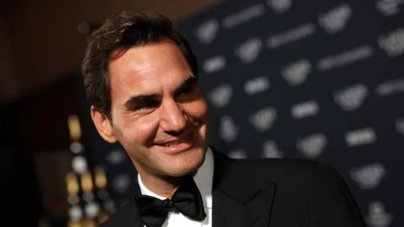 كيف عكست ساعات رولكس دايتونا إطلالة روجر فيدرر وكارلوس ألكاراز؟