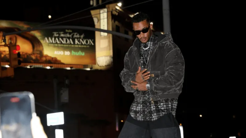 محمد رمضان يُتوج بلقب الأكثر أناقة في أفريقيا خلال أسبوع الموضة