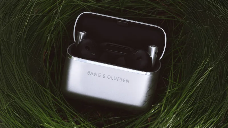 بيو غريس من بانغ آند أولفسن.. حين يتحوّل التصميم الخالد إلى تجربة سمعية فاخرة