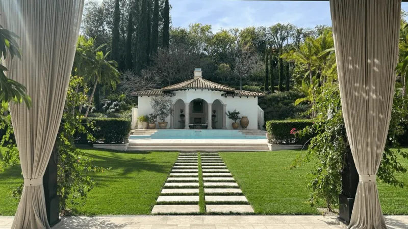 صوفيا فيرغارا تفتح أبواب منزلها للعدسات: مزيج من الأصالة الأوروبية والأناقة المعاصرة