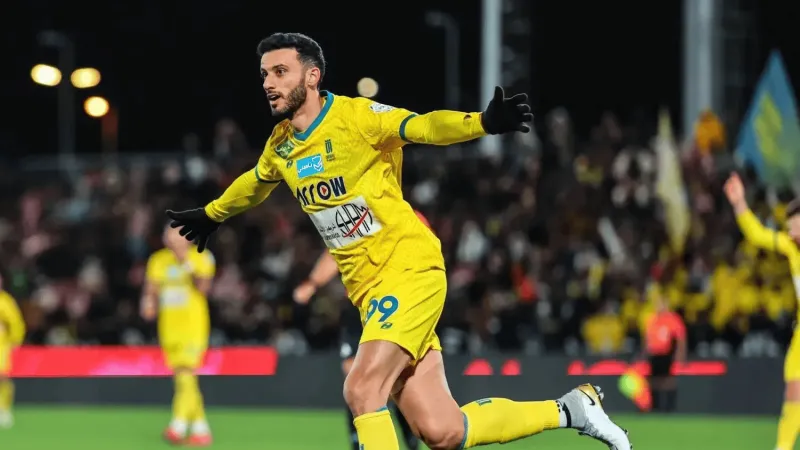 عمر السومة يستحضر تاريخه مع الأهلي بلقطة صادقة (فيديو)