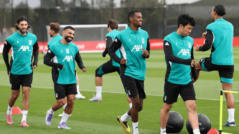 كل ما تريد معرفته عن تشكيلات كريستال بالاس وليفربول اليوم