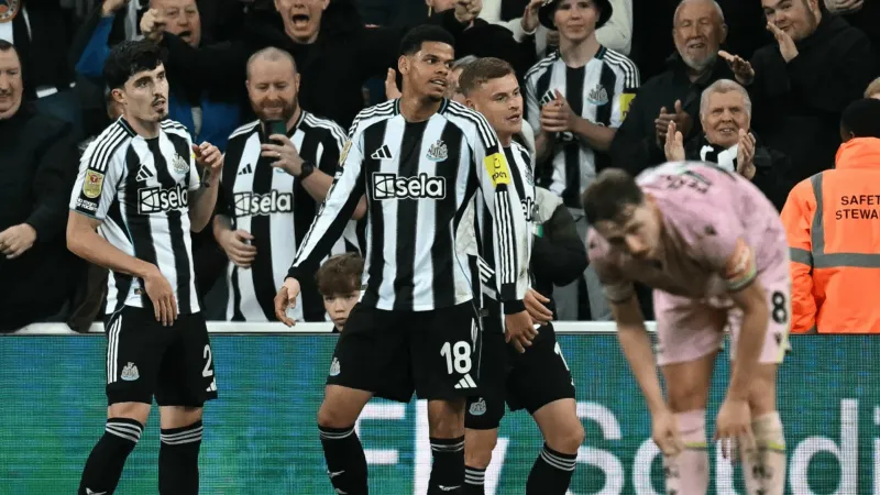 نيوكاسل ضد أرسنال.. هل يحسمها الدفاع أم مفاجآت الهجوم الغائب؟