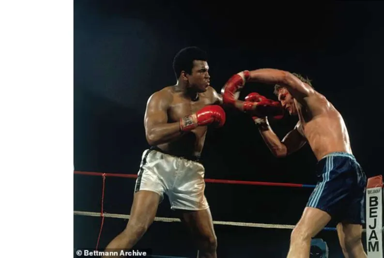 تحدى محمد علي كلاي مرتين.. وفاة جو بوغنر بطل الوزن الثقيل