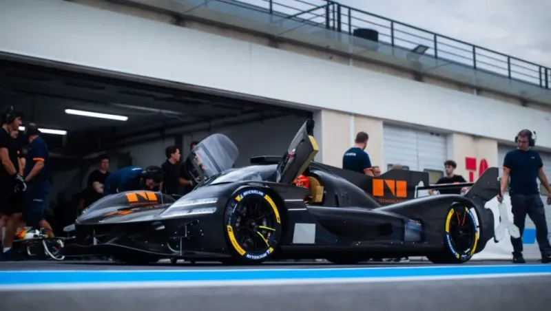 جينياس تكشف عن سيارة GMR-001 هايبركار استعدادًا لسباق لومان