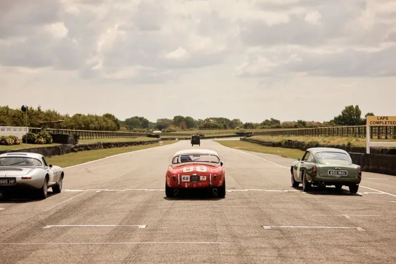 "ذا بيننسولا" لندن في جودوود ريفايفل.. فخامة تلامس إرث السيارات