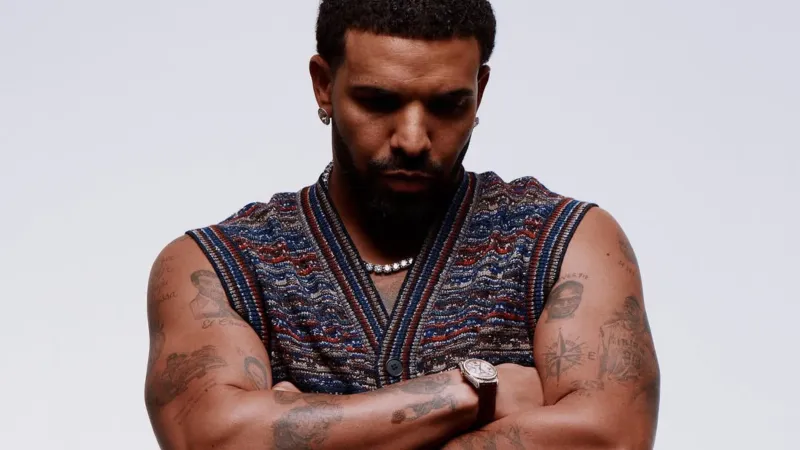 صورة دريك تثير الجدل: تعديل رقمي أم نحت تجميلي؟ 