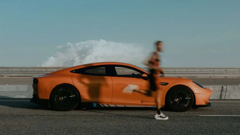 مرسيدس-AMG وأديداس تتعاون لتحقيق انجازات رياضية قياسية من خلال التقنية (صور)