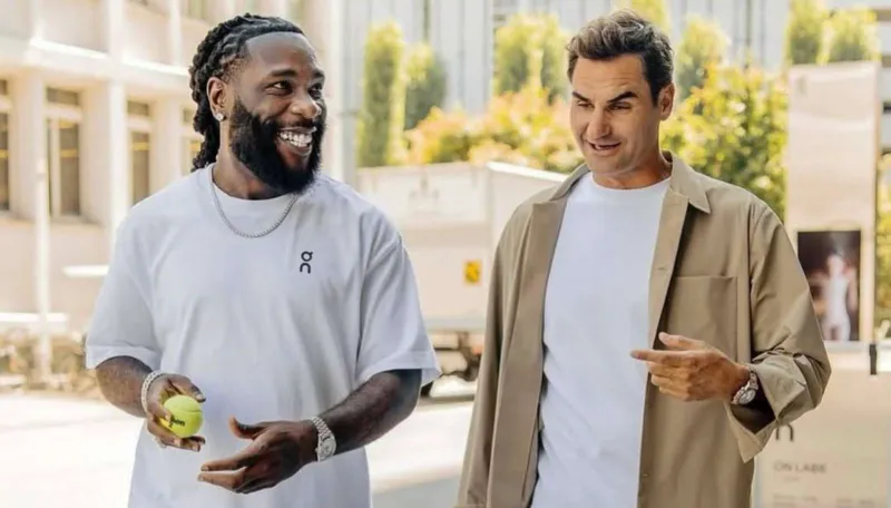 بورنا بوي وفيدرر يتألقان بساعتين رولكس نادرتين في لقاء خاص