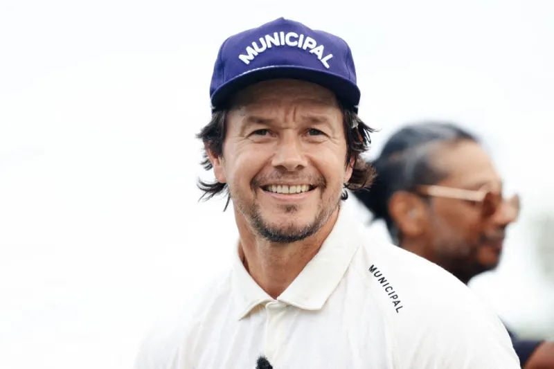 مارك والبيرغ يتألق بساعة ريتشارد ميل RM 27-05 الفاخرة