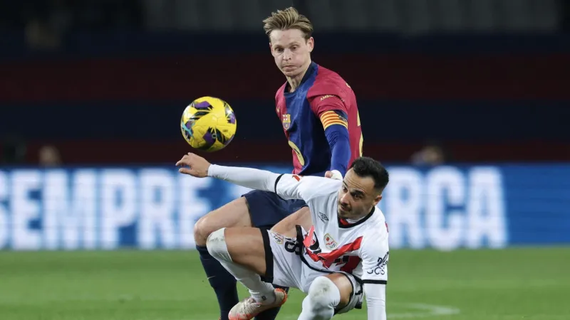 تفاصيل تجديد عقد فرينكي دي يونغ مع برشلونة (فيديو)