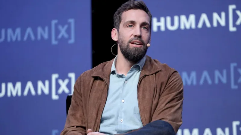 من Deliveroo إلى Figma.. دروس المستثمر مارتن مينيـو لجيل Z