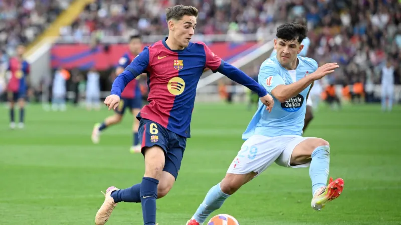 مهدد بالغياب لفترة طويلة.. تطورات صادمة بشأن إصابة نجم برشلونة