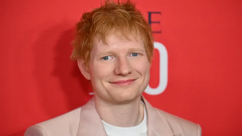 بعد حديثه عن الصراع الزوجي.. إد شيران يفاجئ جمهوره برسالة خاصة (فيديو)