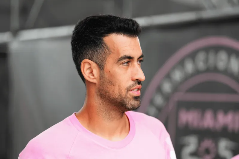 متى يعتزل سيرجيو بوسكيتس؟ النجم الإسباني يكشف قراره الأخير