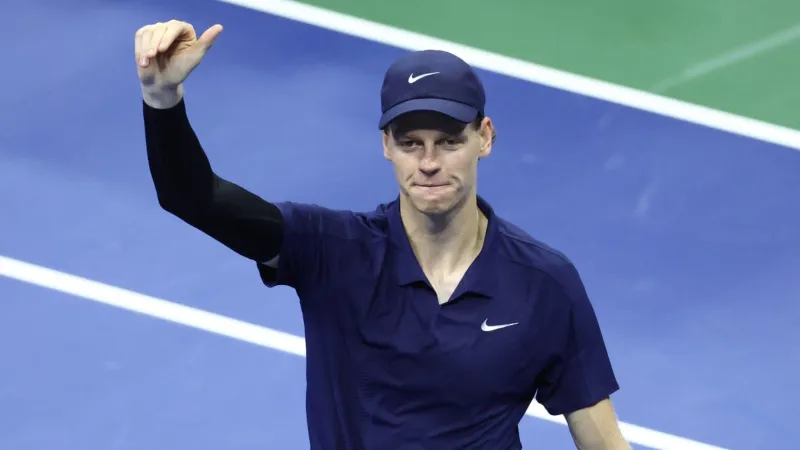 سينر يتخطى أوجيه-ألياسيم ويبلغ نهائي أمريكا المفتوحة أمام ألكاراز (فيديو)