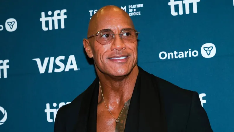 دوين جونسون يكشف سبب خسارته 27 كيلوجرامًا: الدور الأغرب في مسيرته