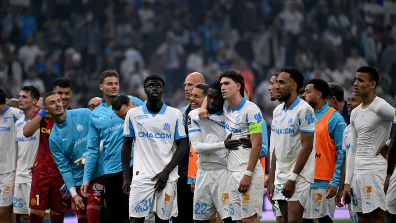 هيمنة باريسية لافتة.. سان جيرمان يحصد جائزة أفضل نادٍ للرجال 2025 (فيديو)