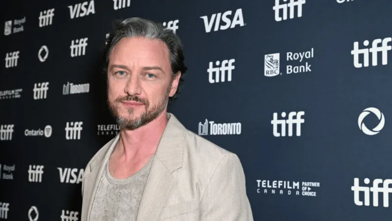 الاعتداء على جيمس مكافوي خلال مهرجان تورونتو السينمائي 