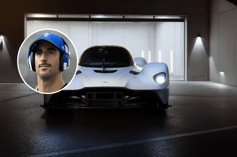 سيارة أستون مارتن فالكيري النادرة لأسطورة الفورمولا 1 في مزاد أكتوبر