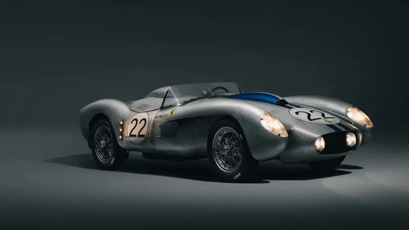 نسخة كهربائية مصغّرة من فيراري 250 تيستا روسا الأسطورية (فيديو)