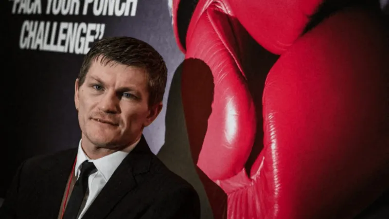 صدمة في الملاكمة بعد رحيل  Ricky Hatton عن 46 عامًا (فيديو)