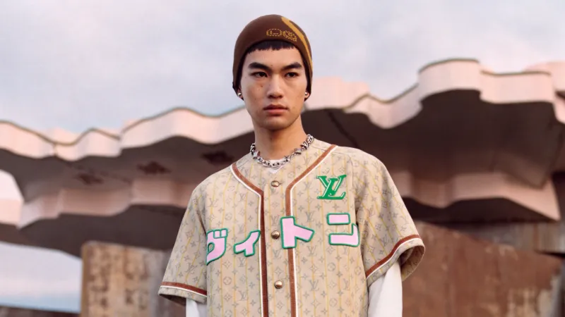 بين الصيف والخريف.. كيف تحافظ على أناقتك في المرحلة الانتقالية؟