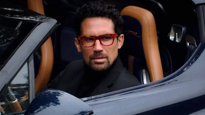 بوغاتي تفتتح حقبة جديدة من الأناقة بإطلاق نظاراتها الأكثر جرأة