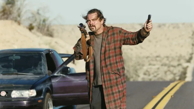 ليوناردو دي كابريو يتألق في فيلم يصفه النقاد بـ"الأعظم لجيل كامل" (فيديو)